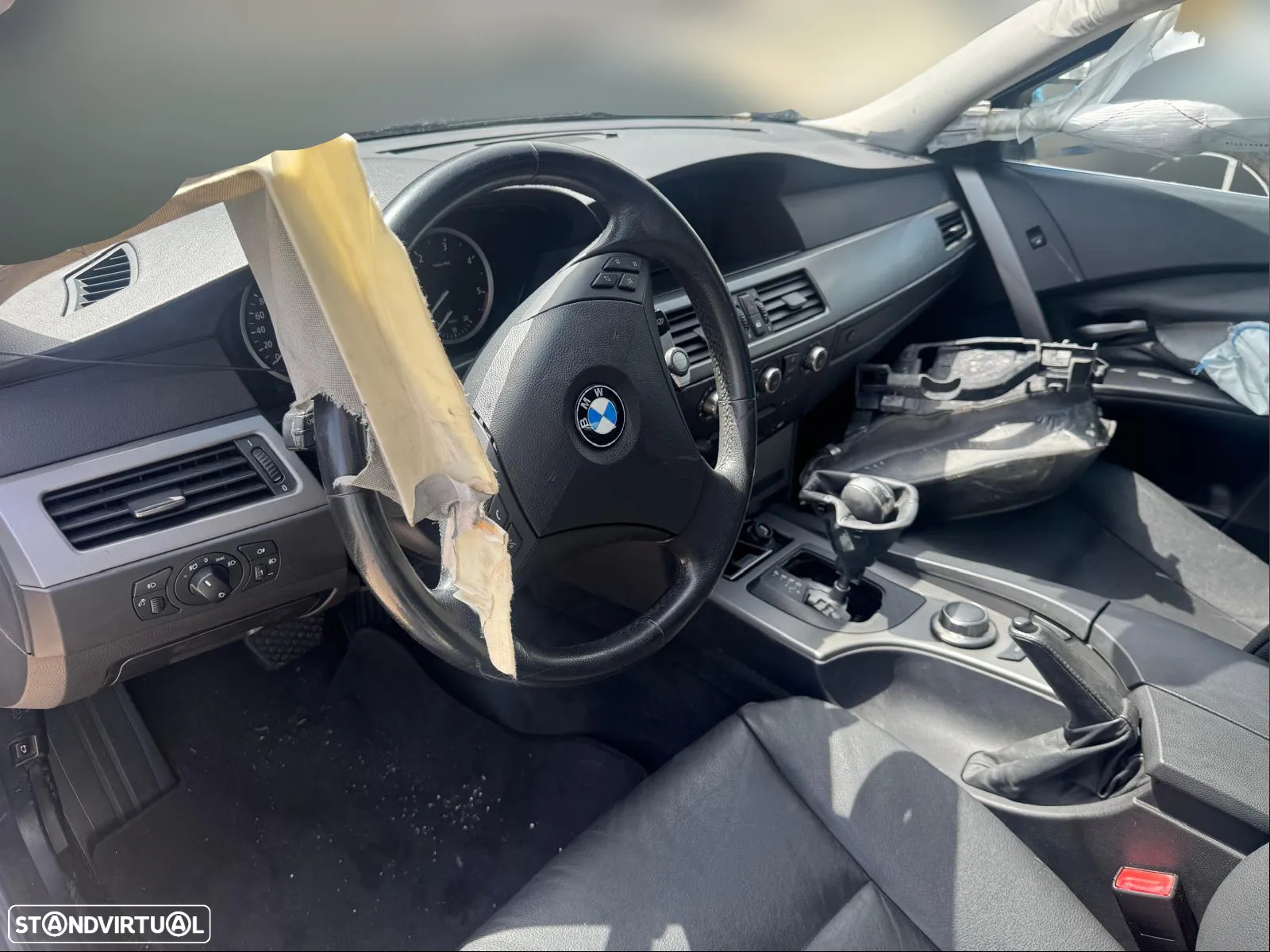 BMW E60 520 d de 2006 para peças - 6