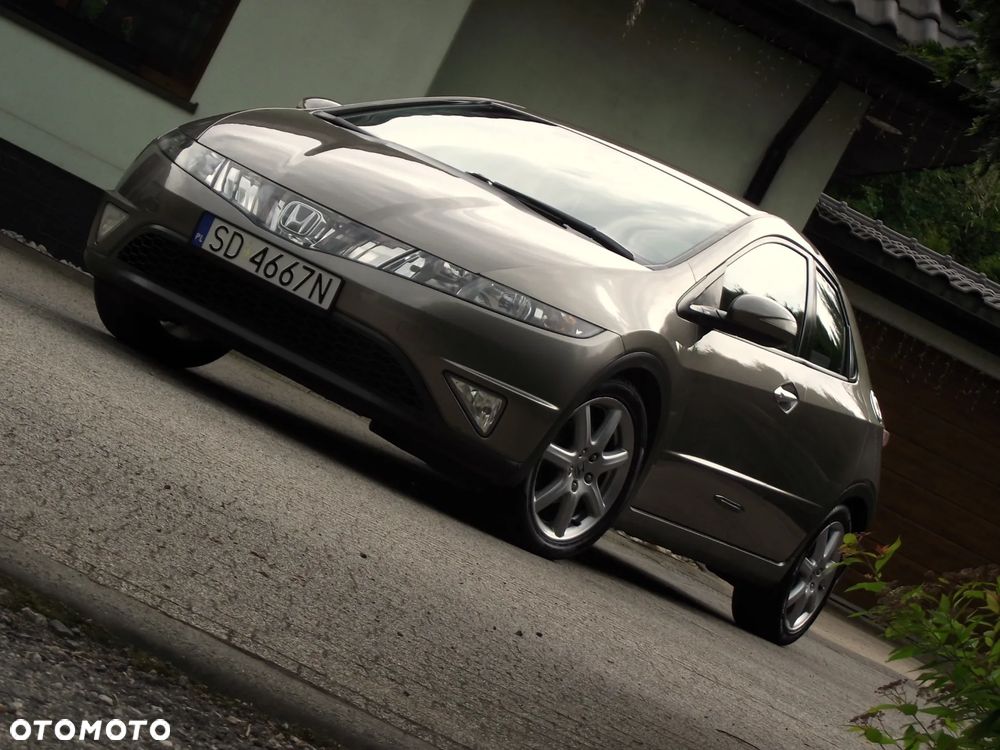 Honda Civic 1.8 Executive - 35