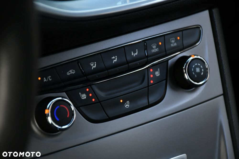 Opel Astra V 1.4 T Enjoy - 33