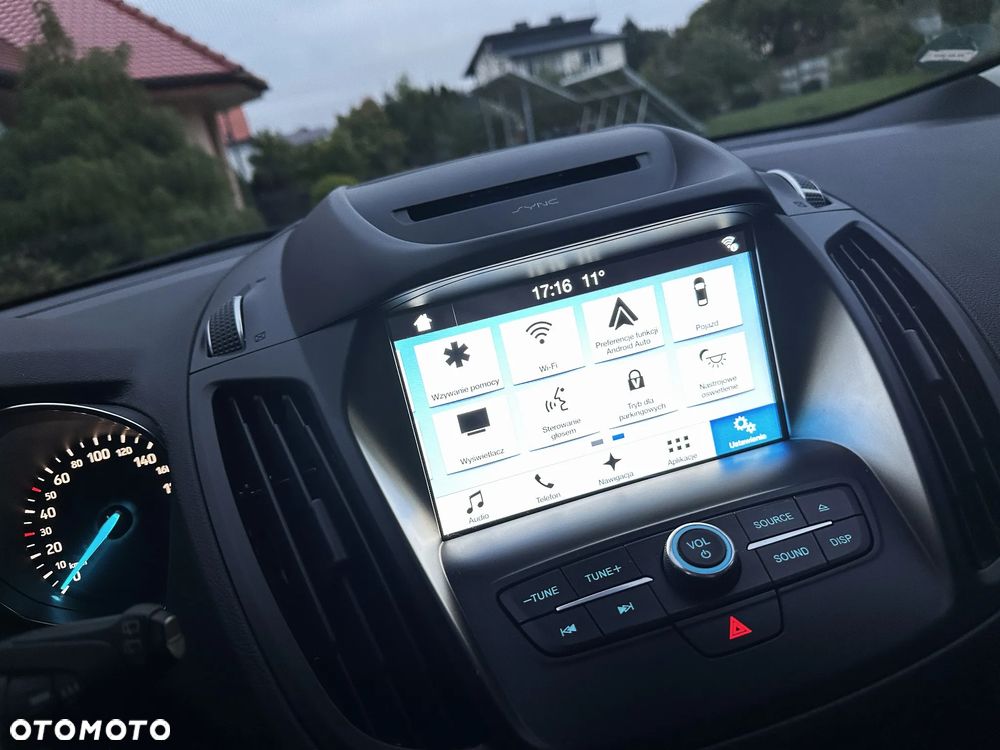 Ford Kuga 2.0 TDCi AWD Titanium - 25