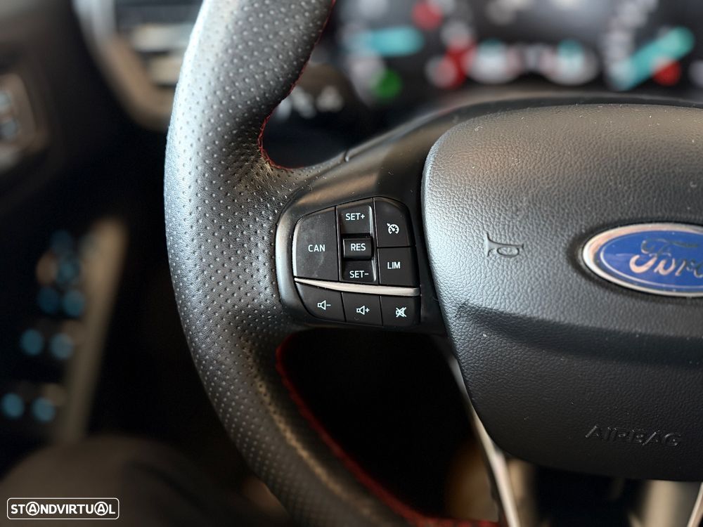 Ford Focus 1.5 TDCi ECOBlue ST-Line - 13