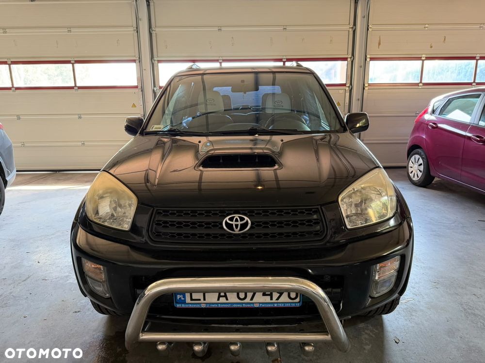 Toyota RAV4 2.0 D-4D 4x4 - 2