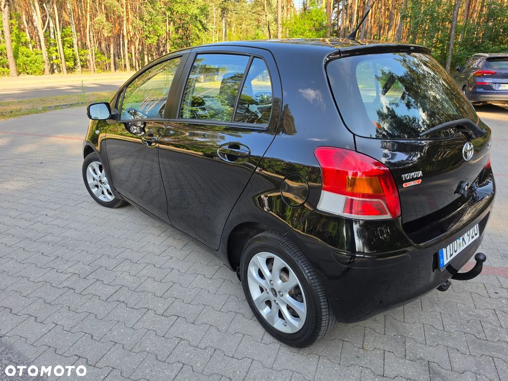 Toyota Yaris 1.33 Luna - 17