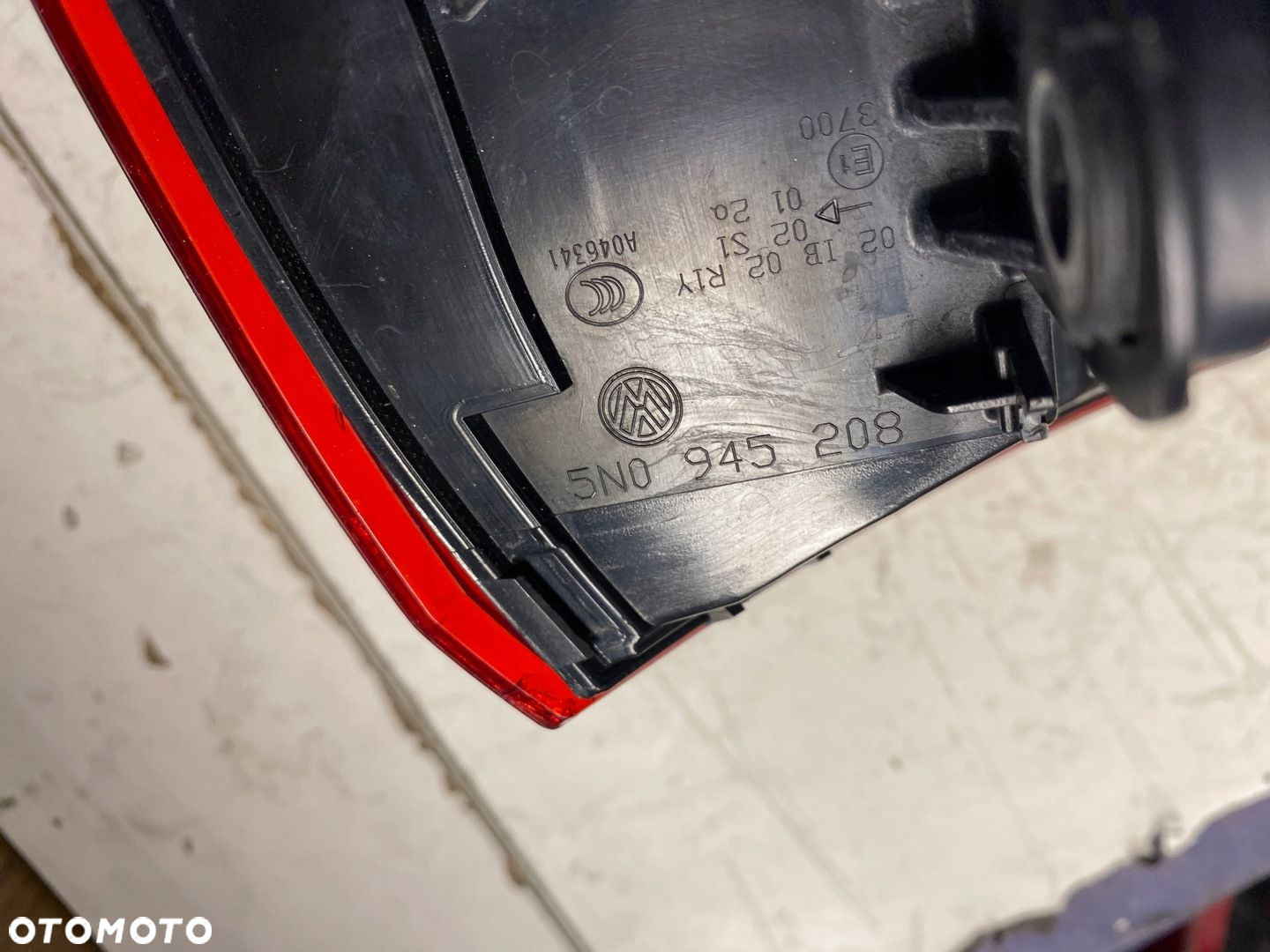 VW TIGUAN I LIFT R-LINE LAMPY TYŁ KOMPLET LED - 12
