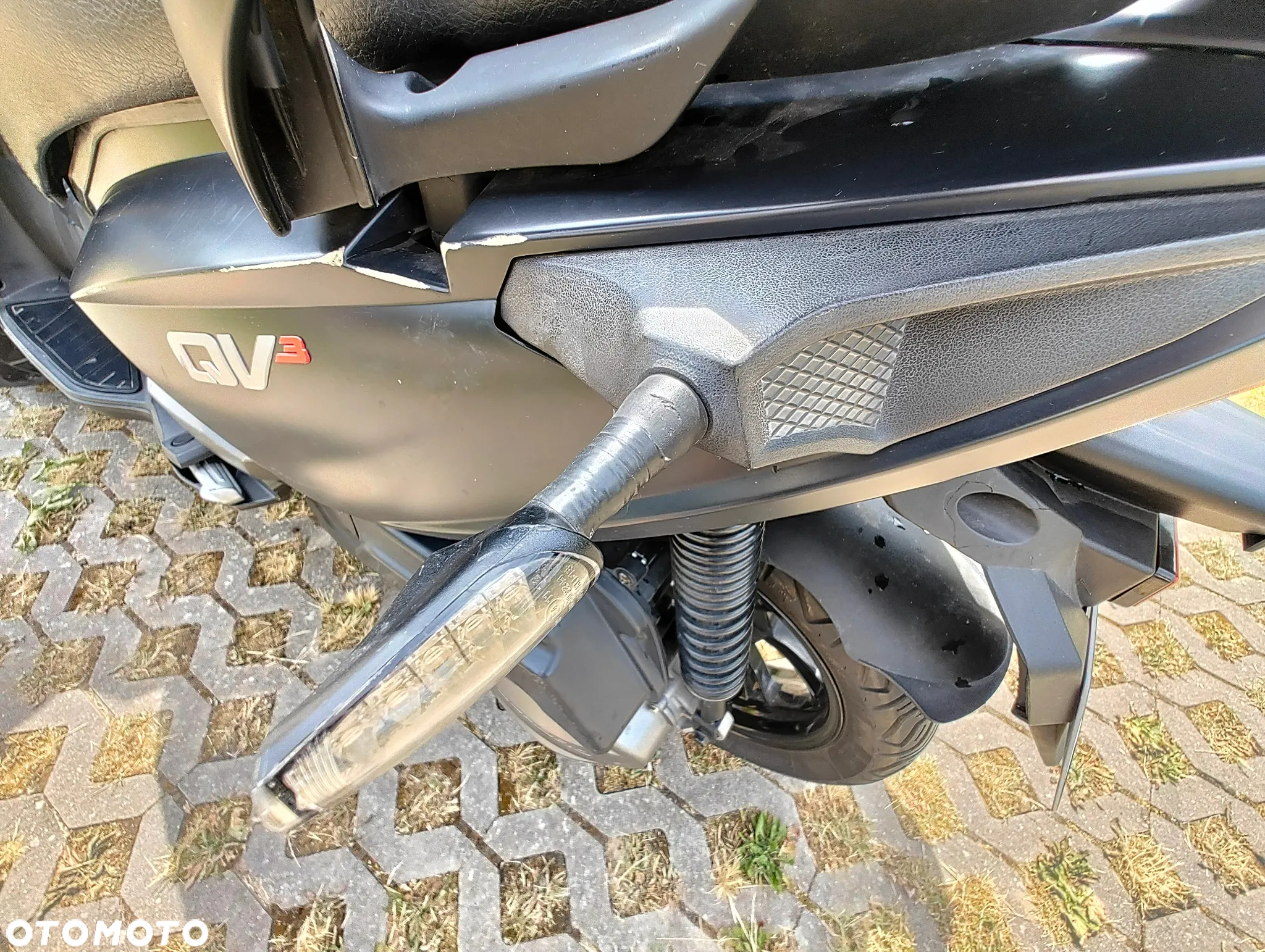 Piaggio MP-3 - 24