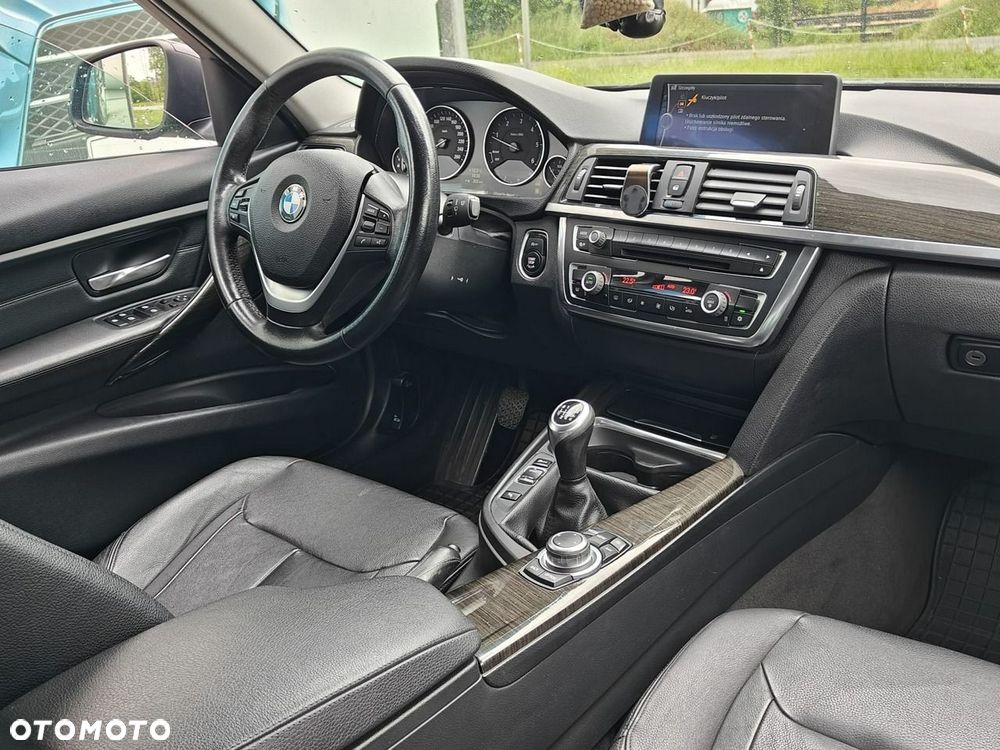 BMW Seria 3 - 16
