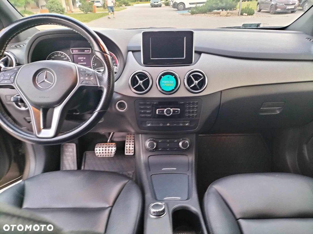 Mercedes-Benz Klasa B 180 CDI (BlueEFFICIENCY) 7G-DCT - 10