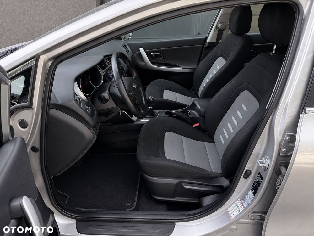 Kia Ceed 1.6 GDI Business Line - 22