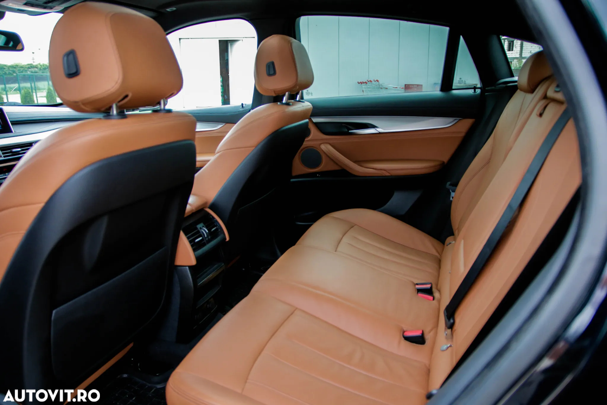 BMW X6 xDrive40d - 11