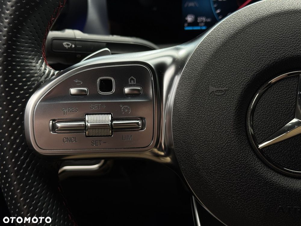 Mercedes-Benz CLA 200 AMG Line 7G-DCT - 23