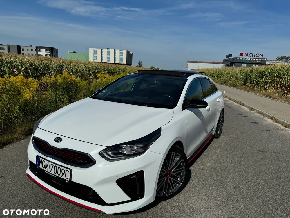Kia ProCeed - 1