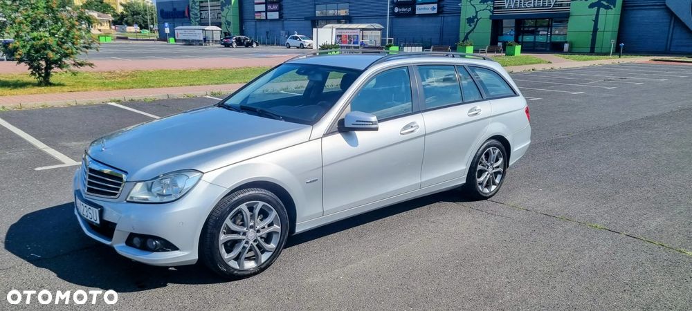 Mercedes-Benz Klasa C 200 CDI DPF BlueEFFICIENCY Special Edition - 3