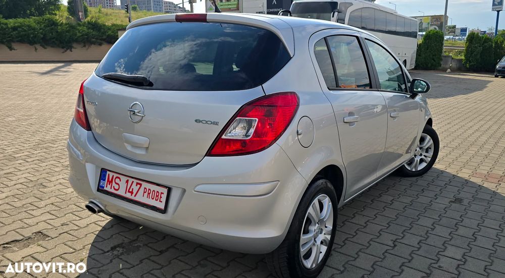 Opel Corsa 1.2 16V - 5