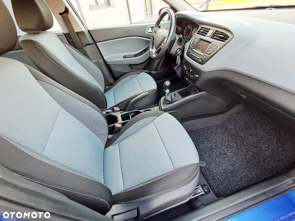 Hyundai i20 1.2 Classic - 33