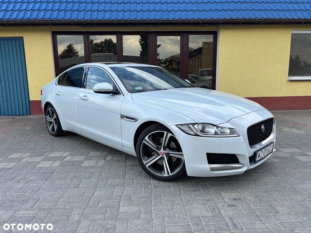 Jaguar XF 2.0 i4D Prestige - 5