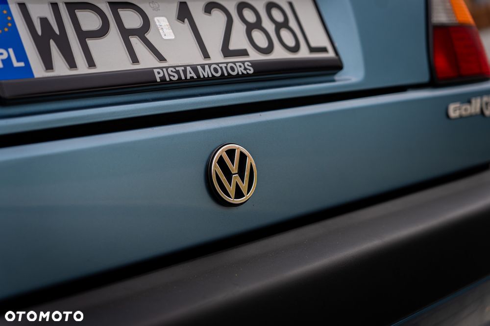 Volkswagen Golf - 12