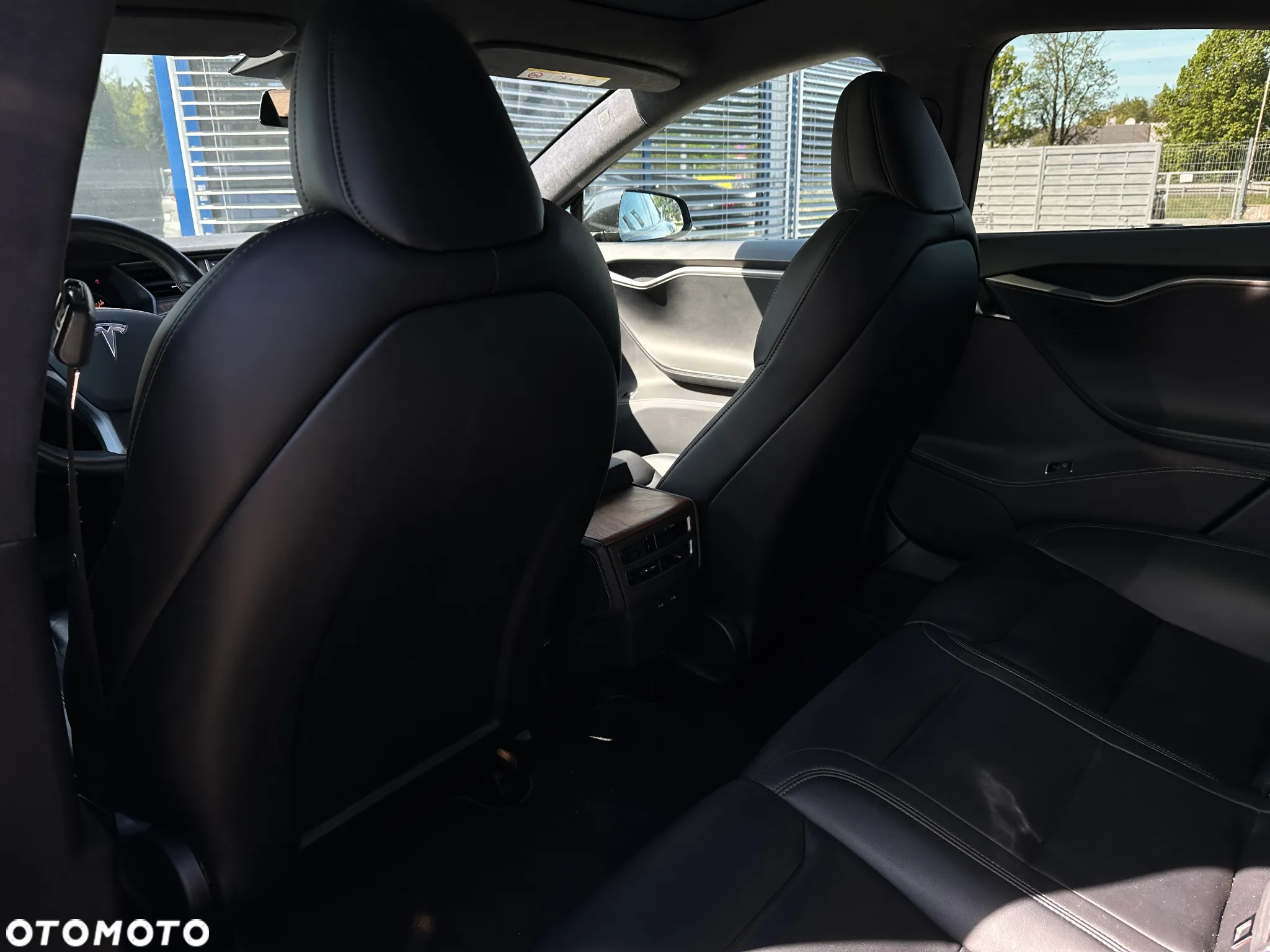 Tesla Model S Long Range AWD - 16