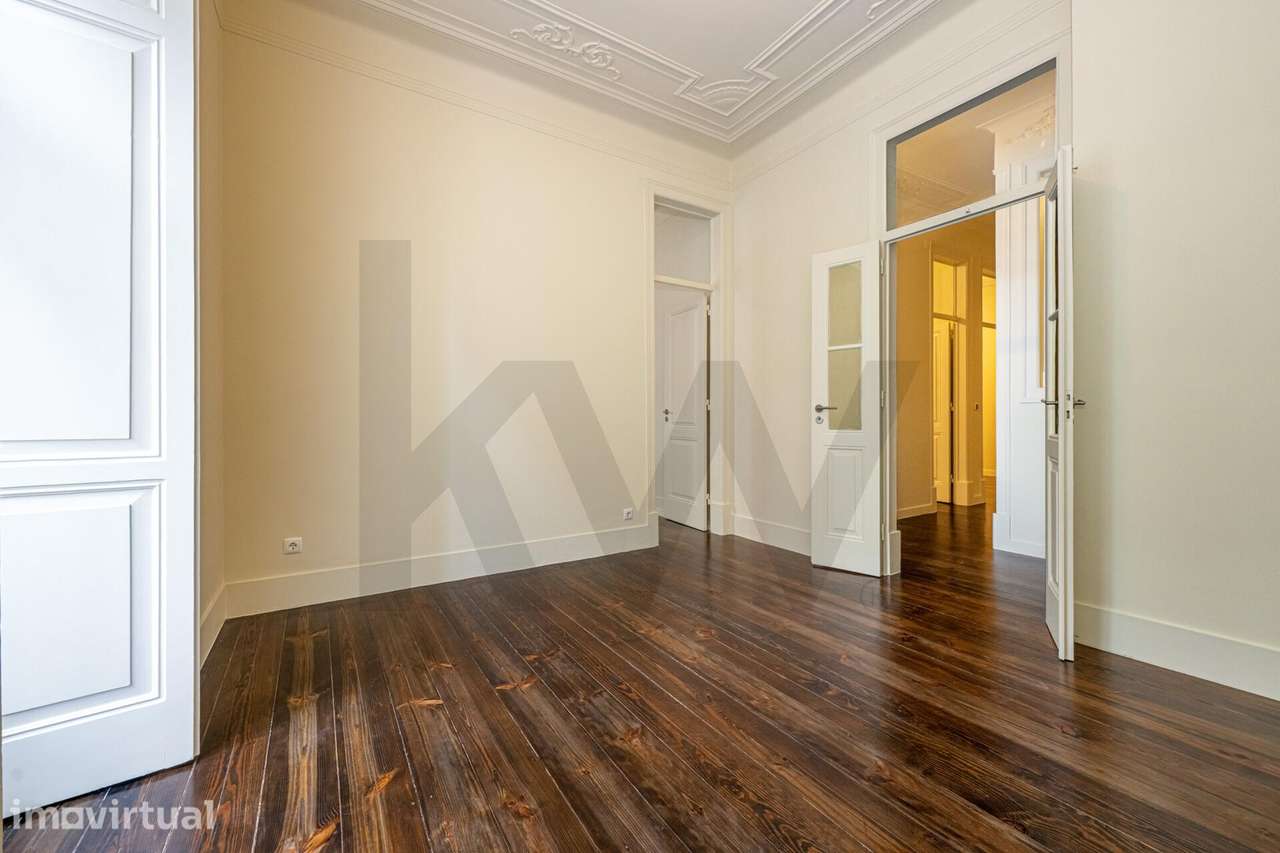 **Apartamento T3+1 em Campo de Ourique - Elegância e Conforto em Lisbo - Grande imagem: 4/60