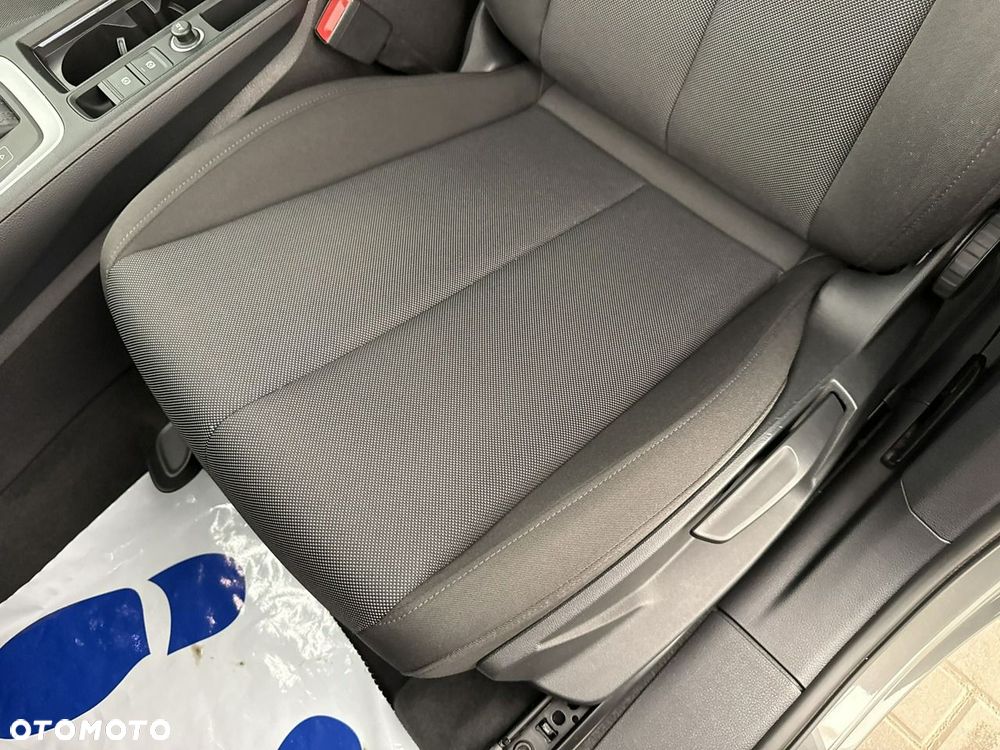 Audi Q3 - 18