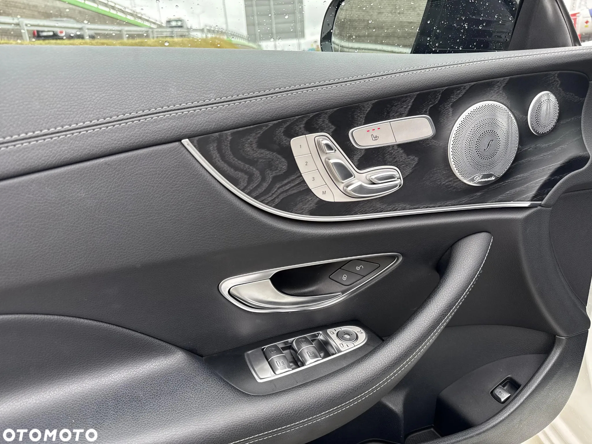 Mercedes-Benz Klasa E 200 Coupe 4-Matic 9G-TRONIC - 12
