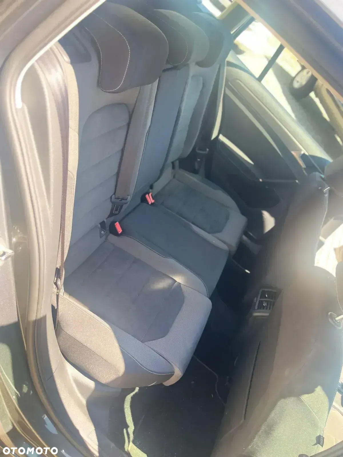 Volkswagen Golf 1.6 TDI SCR Comfortline - 17
