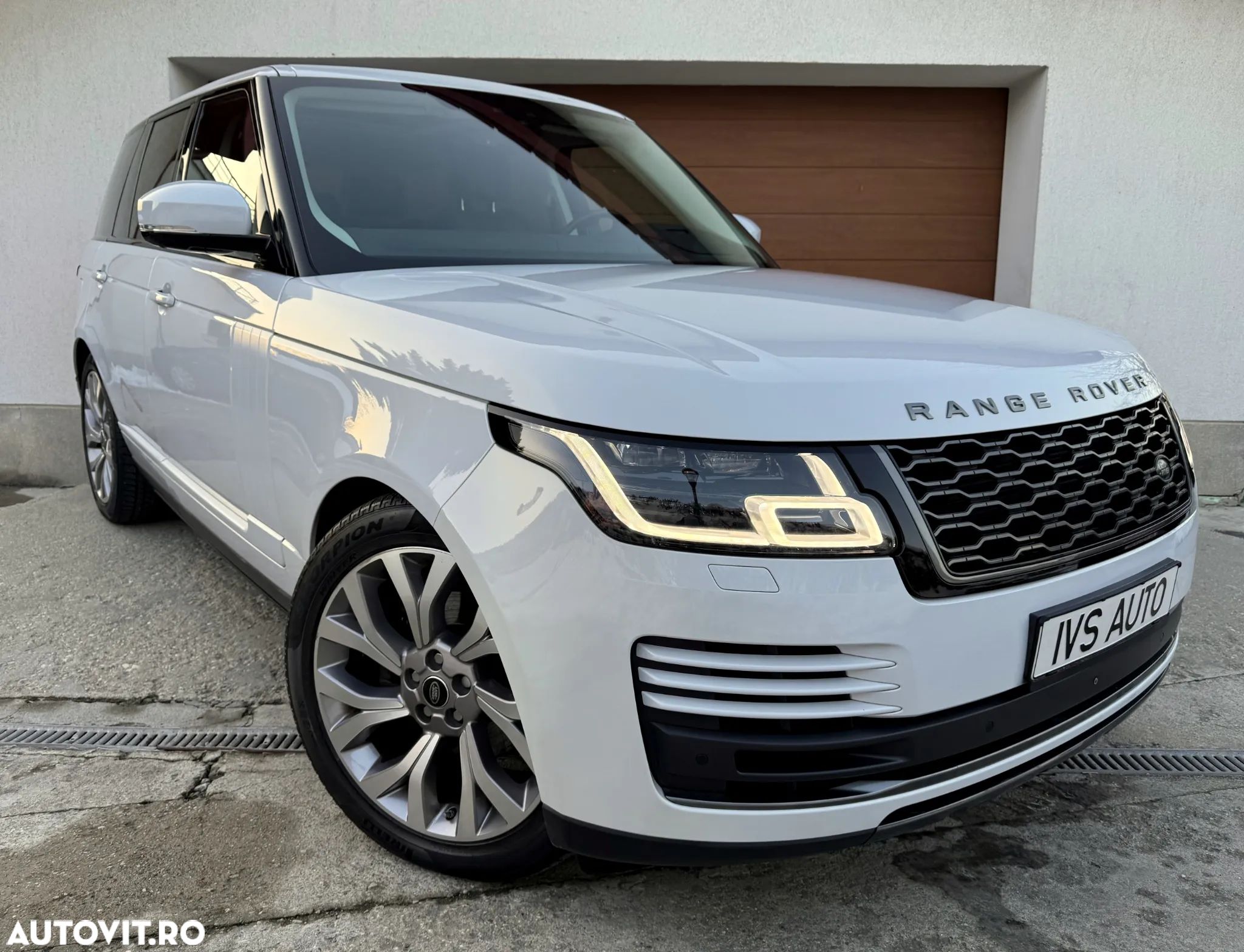 Land Rover Range Rover Vogue - 1