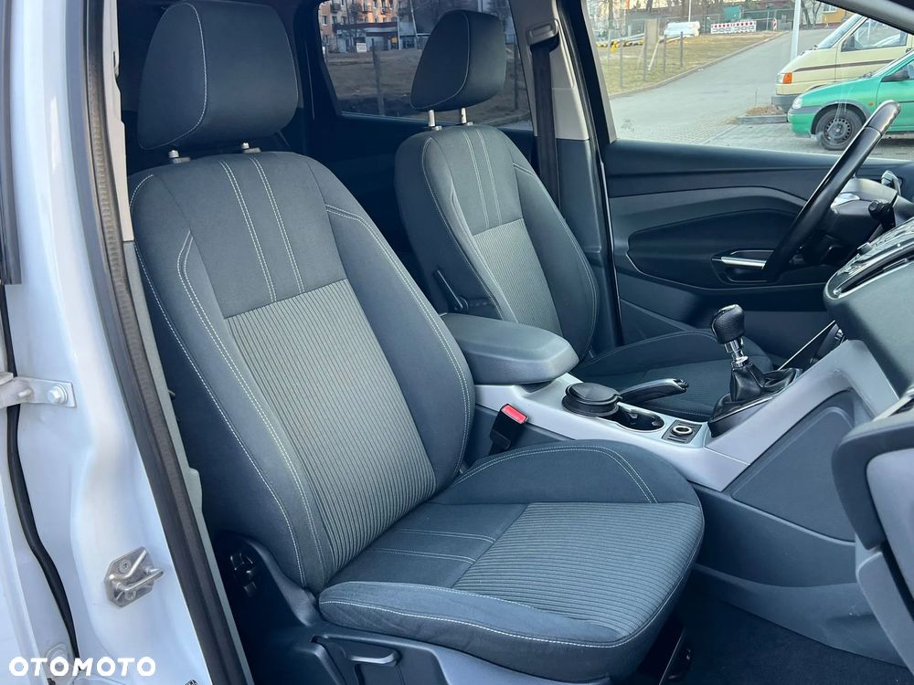 Ford C-MAX 1.6 TDCi Titanium - 17