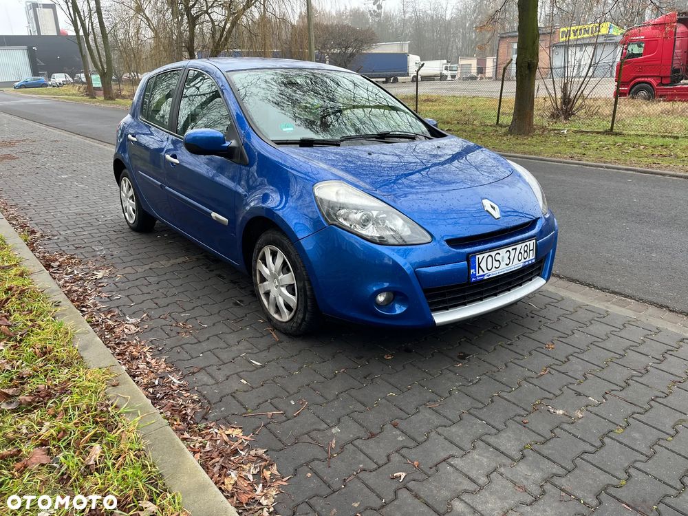 Renault Clio - 8