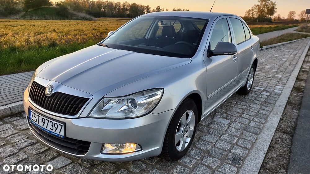 Skoda Octavia 1.4 Ambiente - 2