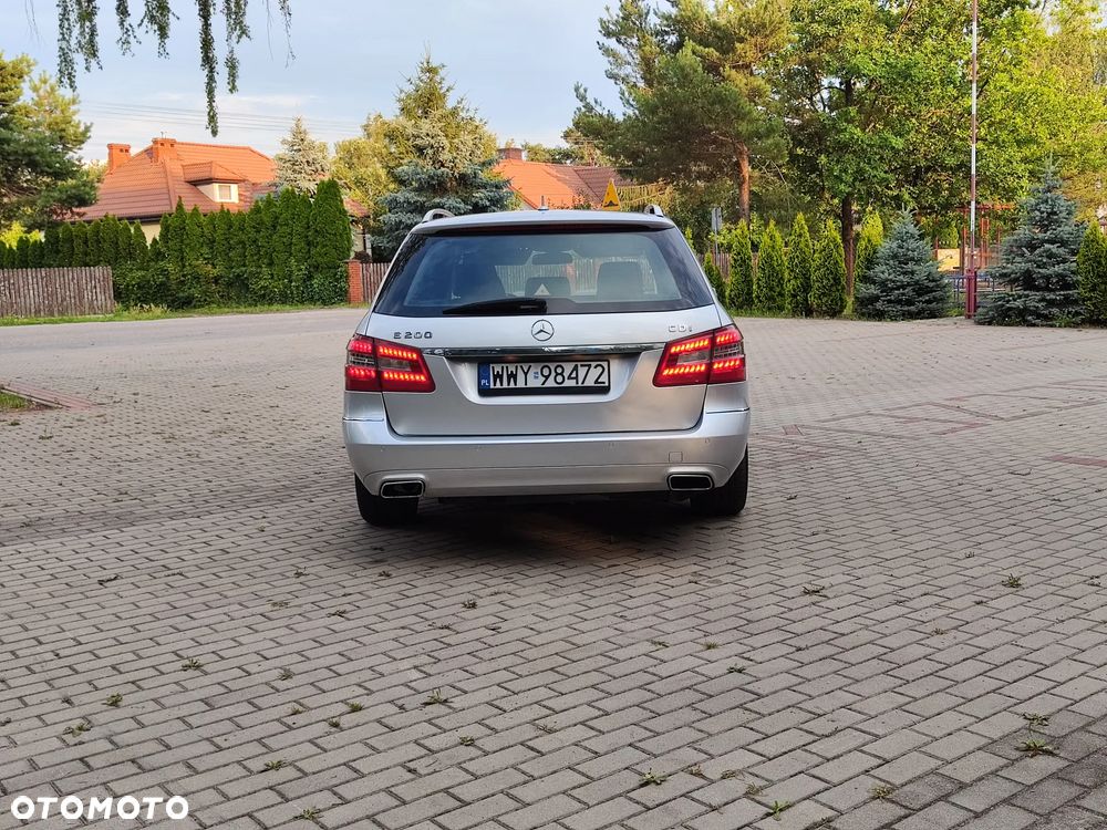 Mercedes-Benz Klasa E 200 CDI DPF BlueEFFICIENCY Automatik Avantgarde - 11