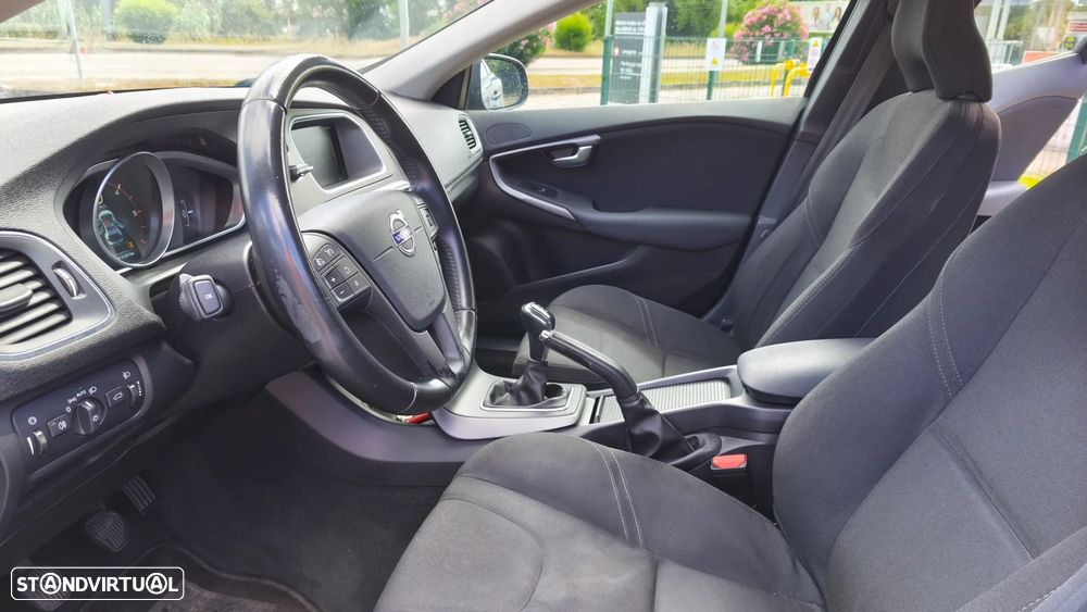 Volvo V40 Cross Country 1.6 D2 Kinetic - 18