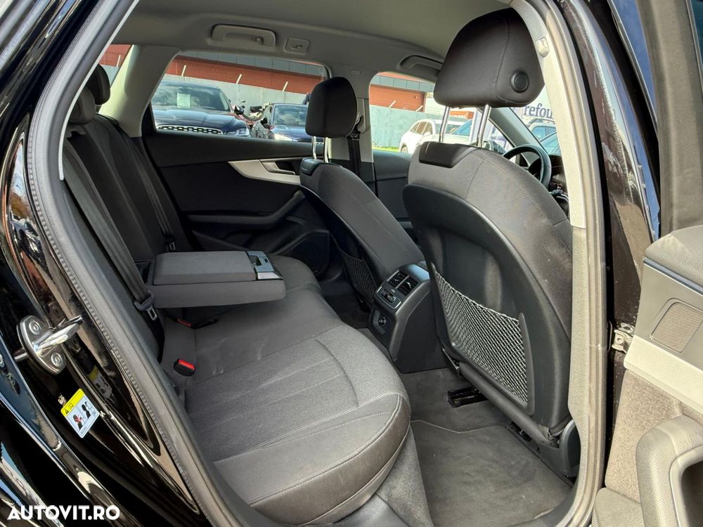 Audi A4 Avant 2.0 40 TDI quattro S tronic MHEV Advanced - 34