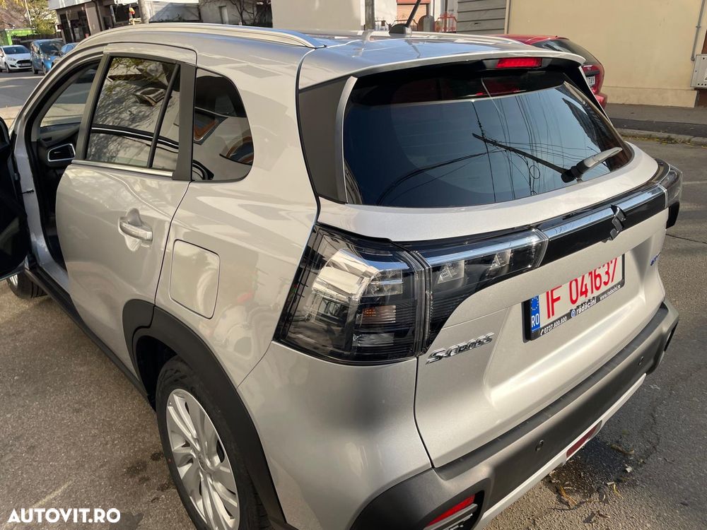 Suzuki S-Cross 1.4 Boosterjet AllGrip MHEV Passion - 3