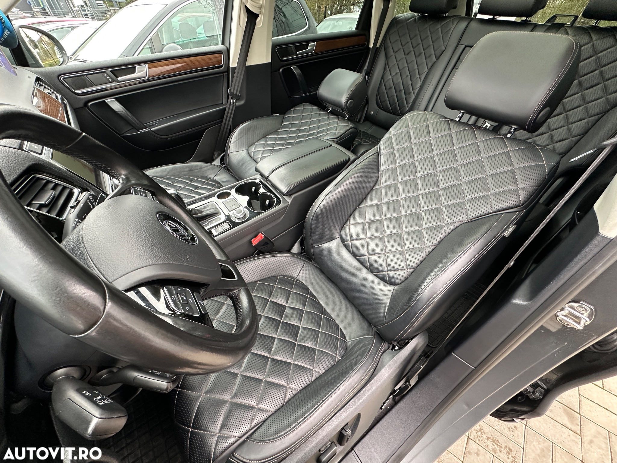 Volkswagen Touareg V6 TDI BMT Supreme Plus - 21