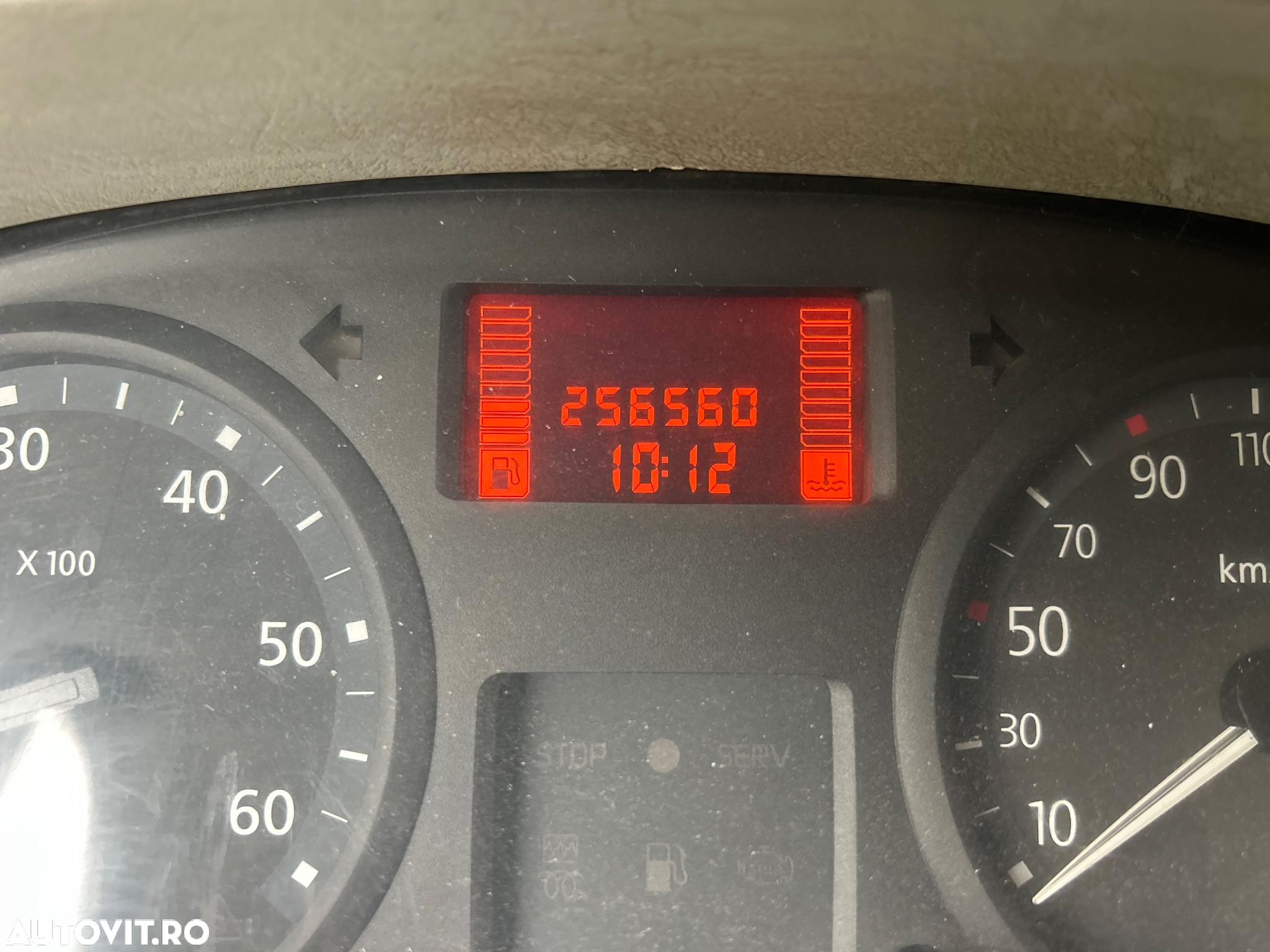 Renault Trafic - 10