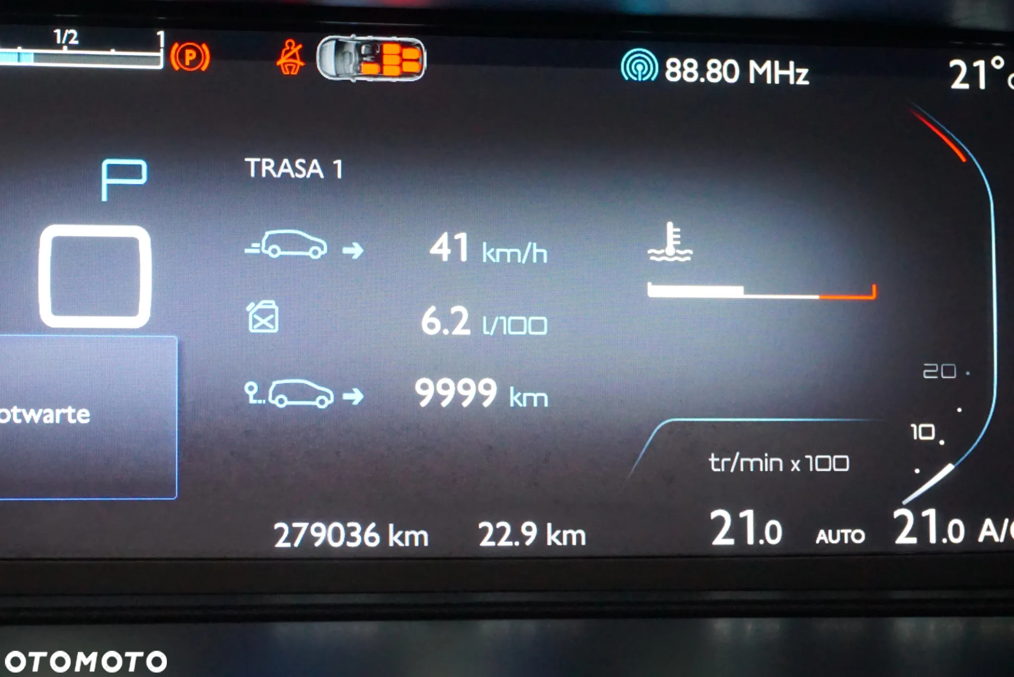 Citroën C4 Grand Picasso 1.6 BlueHDi MoreLife S&S EAT6 - 33