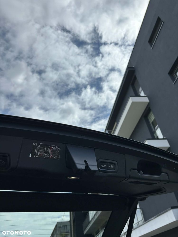 Volvo XC 60 T5 GPF R-Design - 20
