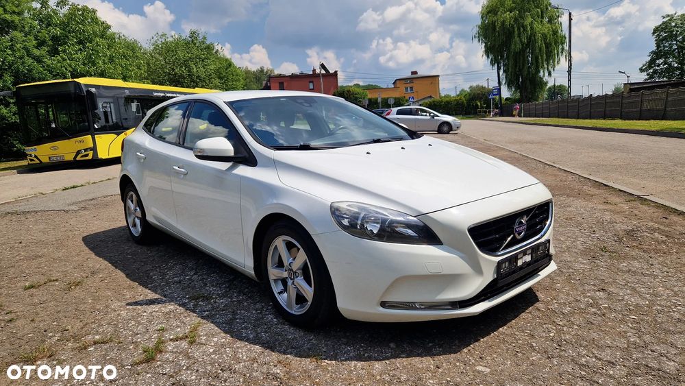 Volvo V40 D2 You - 2