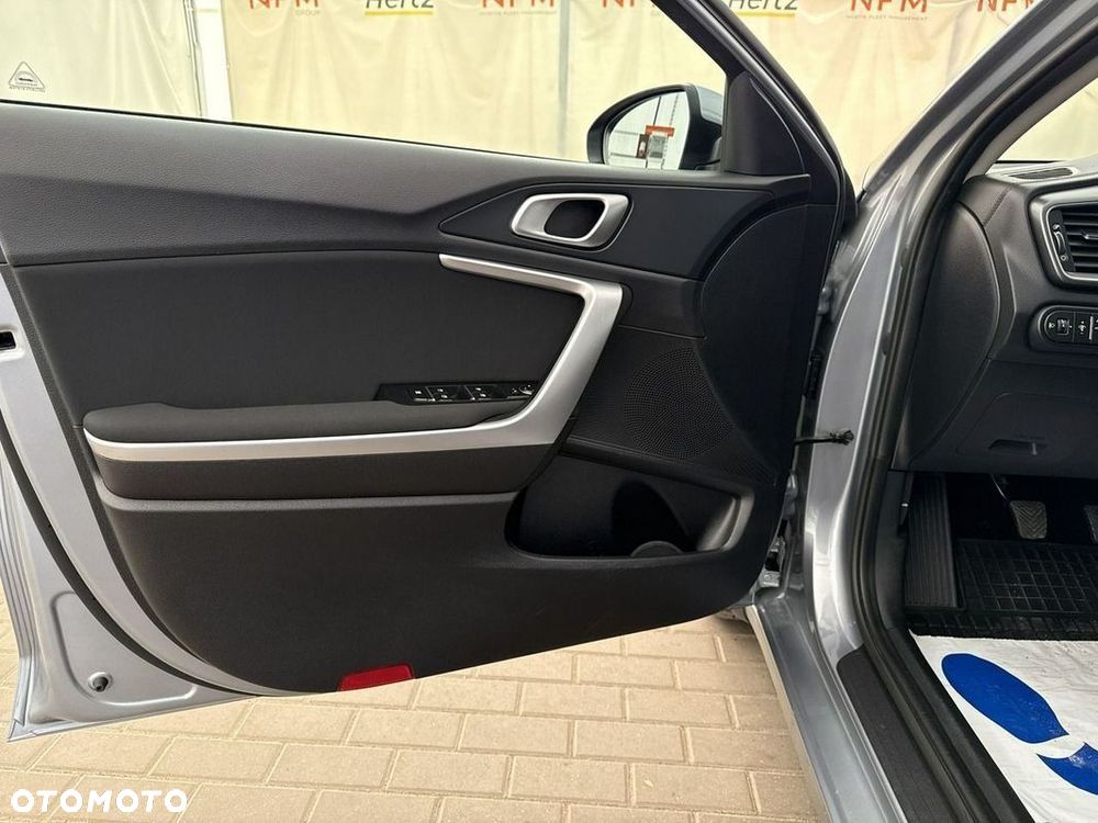 Kia Ceed - 3