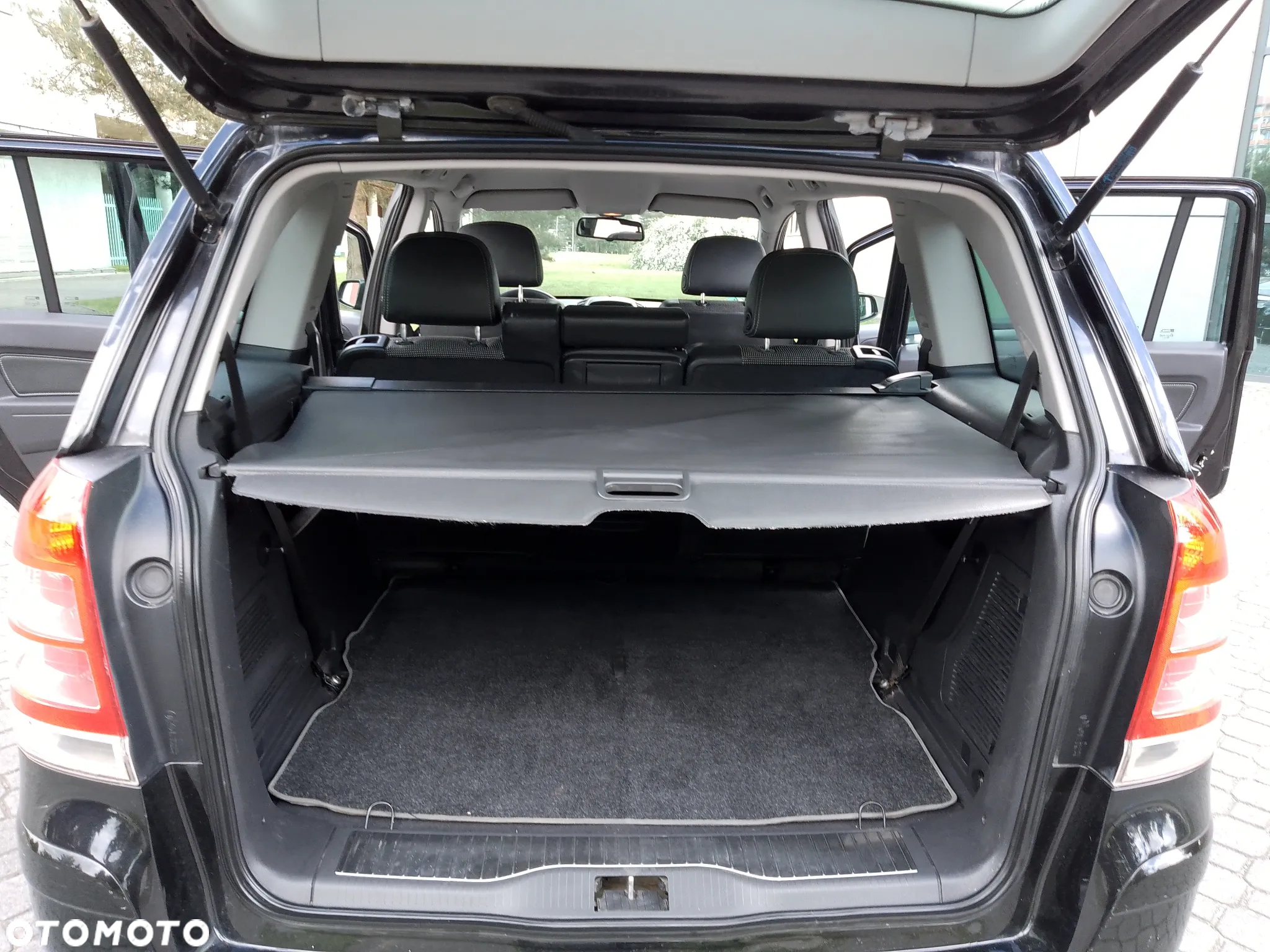 Opel Zafira 1.8 Innovation - 26