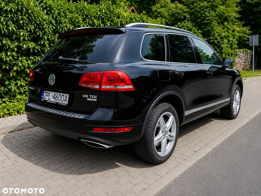 Volkswagen Touareg - 12