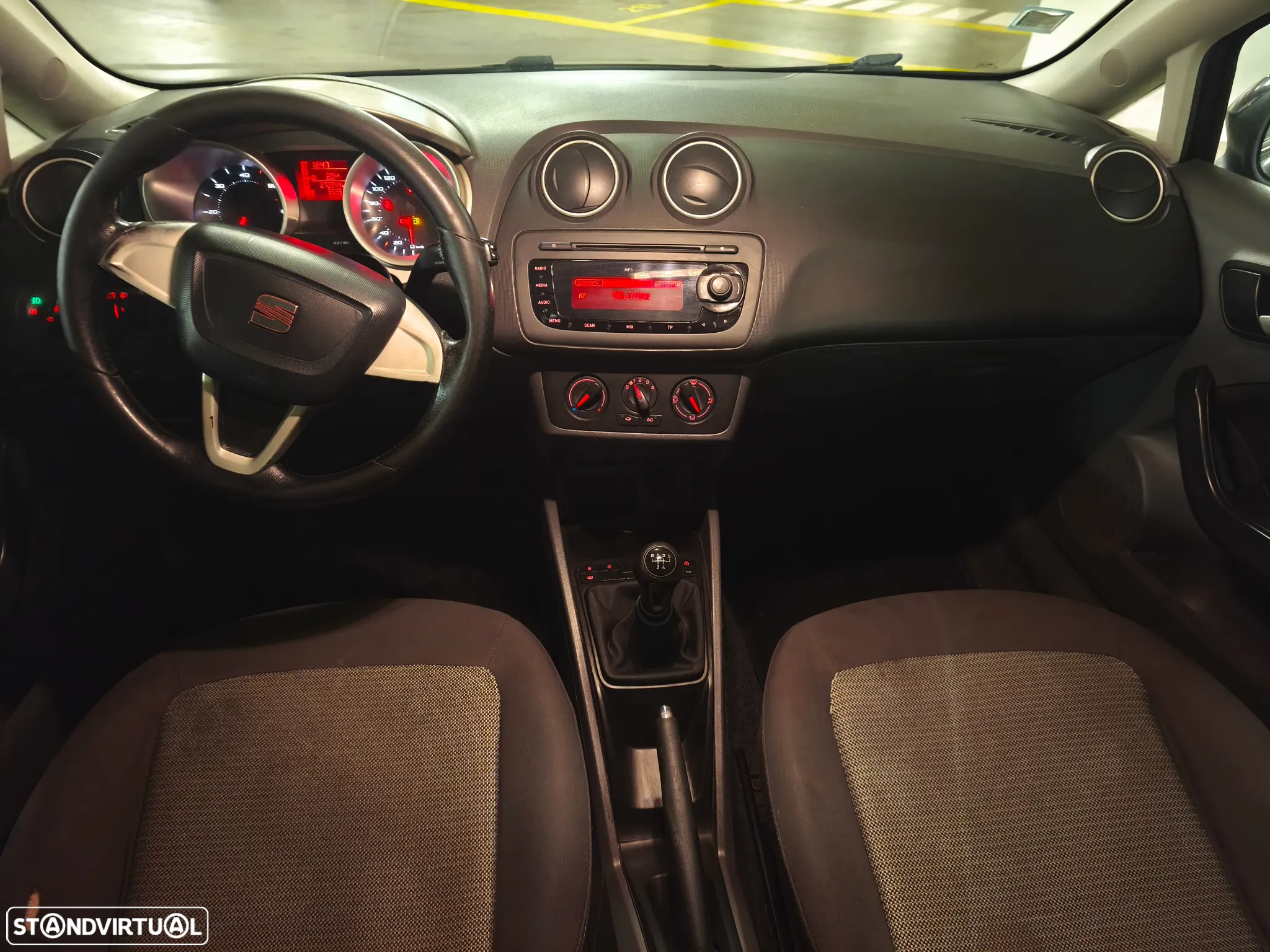 SEAT Ibiza 1.6 TDI Style DPF - 14