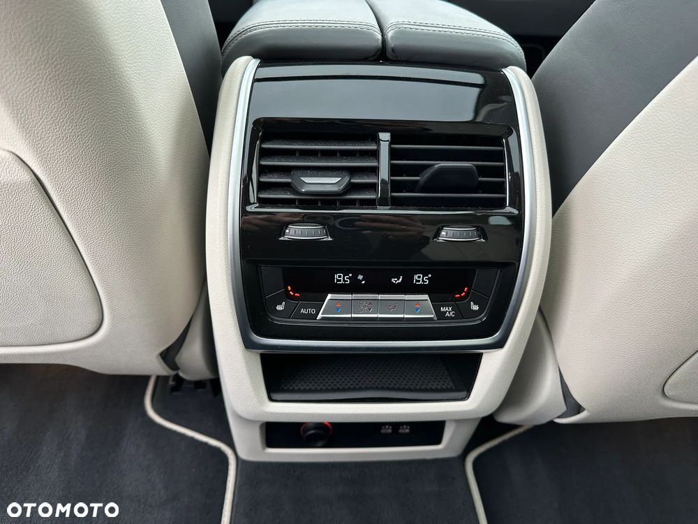 BMW X5 xDrive40d mHEV sport - 24