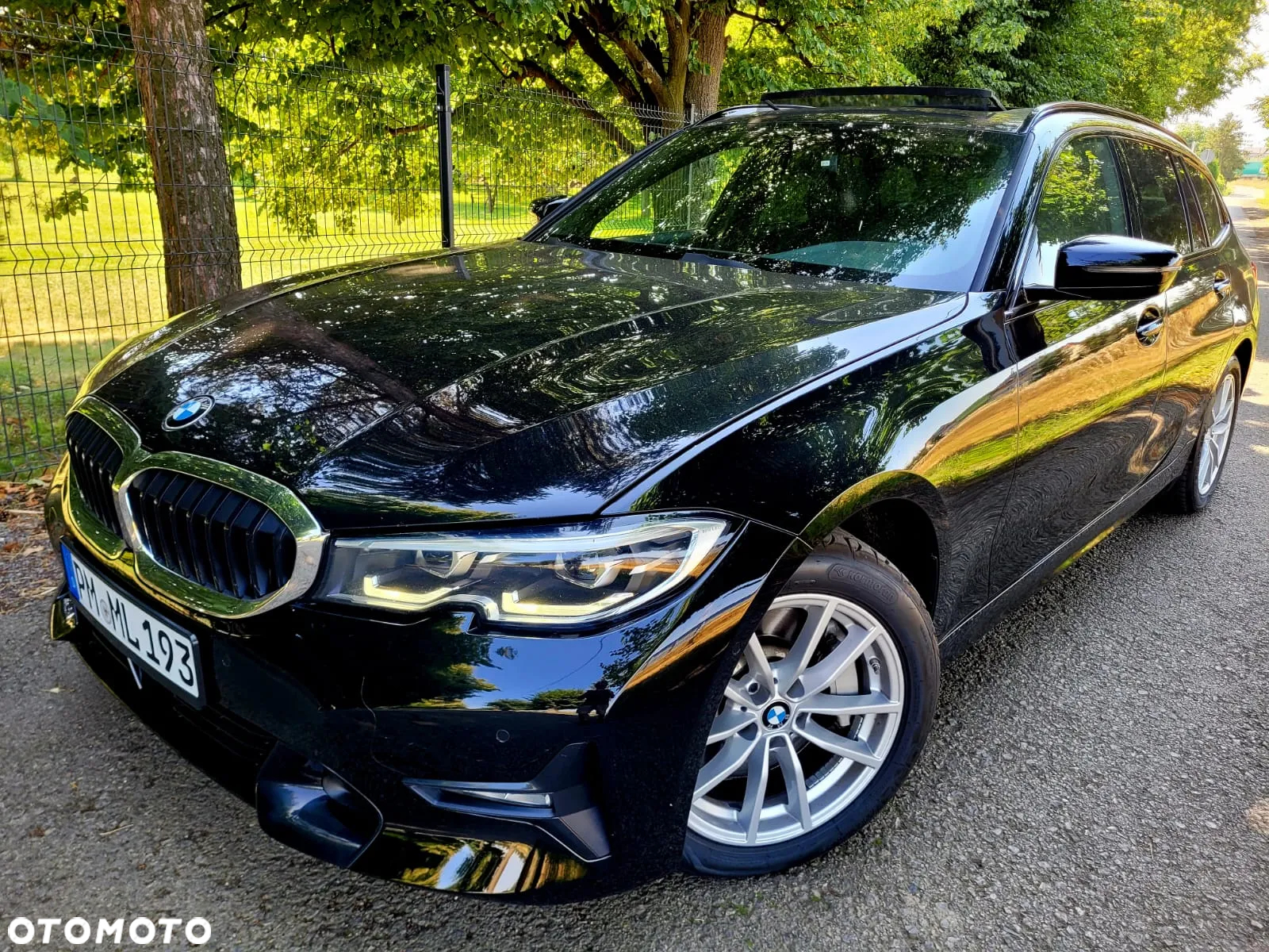 BMW Seria 3 330d Touring xDrive M Sport - 22