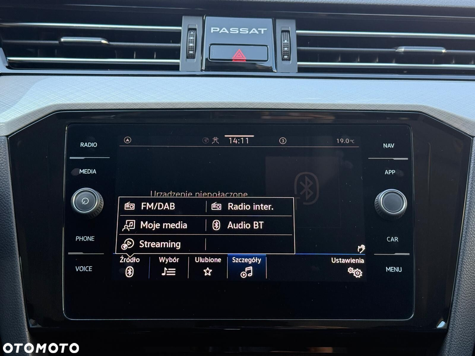 Volkswagen Passat - 19