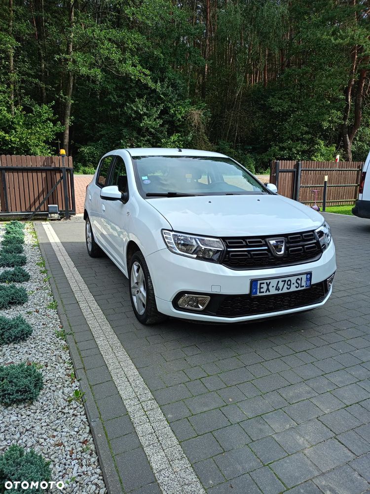 Dacia Sandero SCe 75 Essential - 1