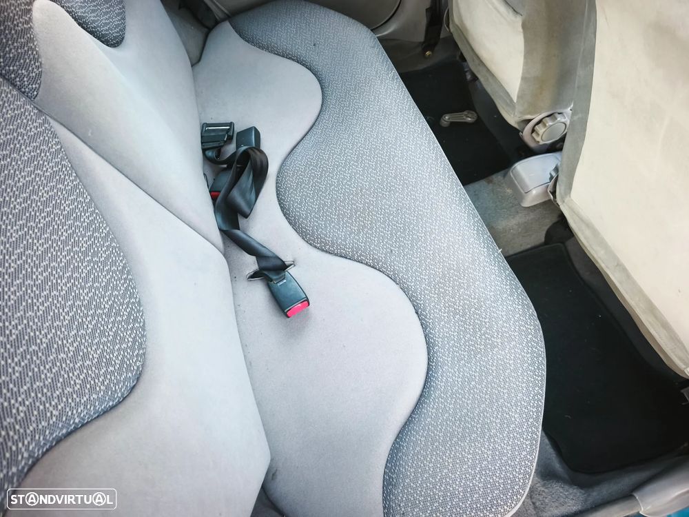 Nissan Micra 1.0 Elegance AC - 13