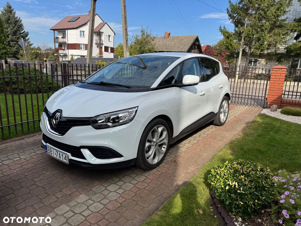 Renault Scenic - 1