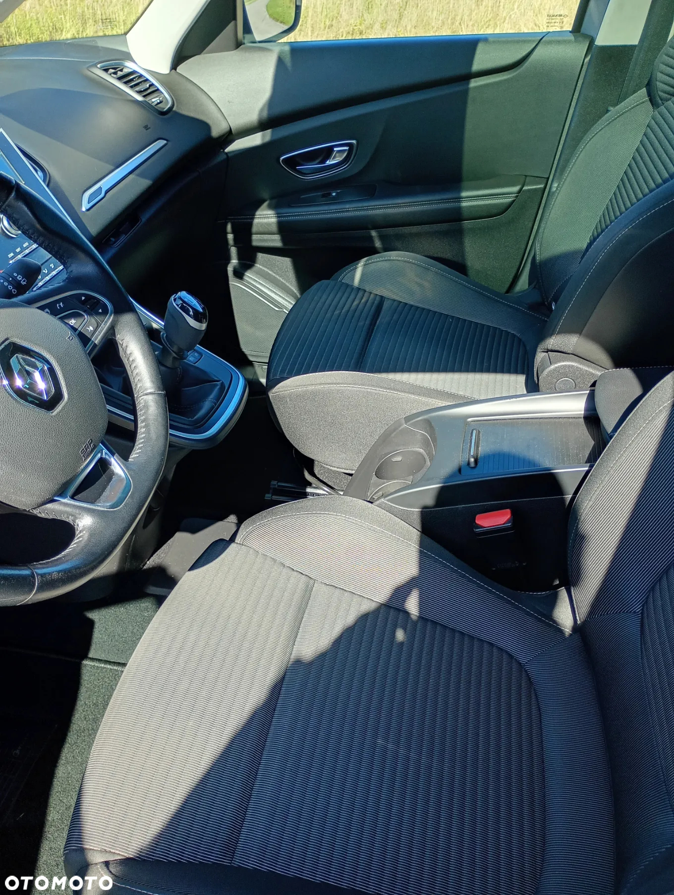 Renault Scenic ENERGY TCe 130 S&S LIMITED - 10