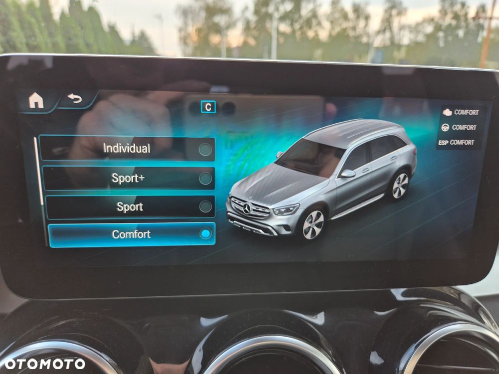 Mercedes-Benz GLC 300 d 4-Matic - 21